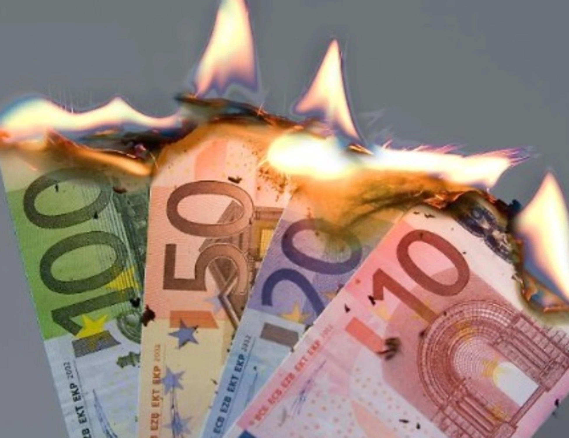 Stipendio, nessun cambio di mansione e paga tagliata: ecco chi rischia