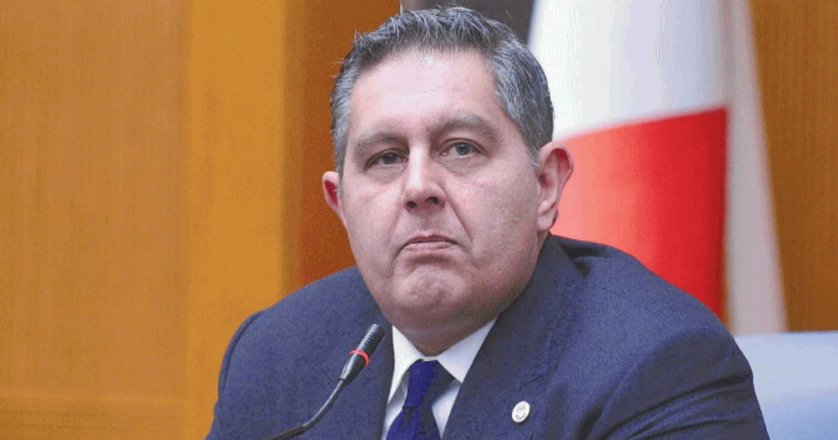Pietro Senaldi: Elly Schlein si inventa l&apos;obbligo di dimissioni