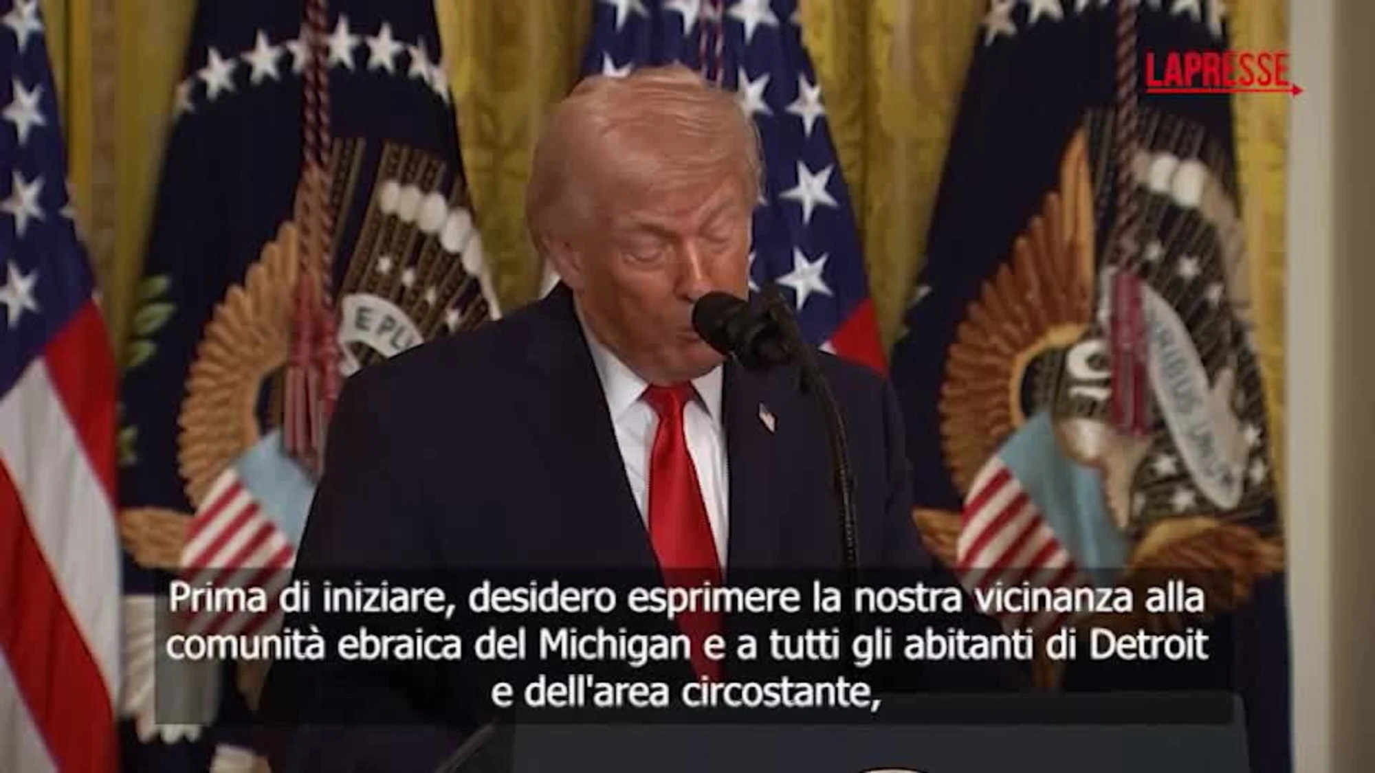 Iran, Trump: "Nazione di terrore e odio, stanno pagando un prezzo molto alto"