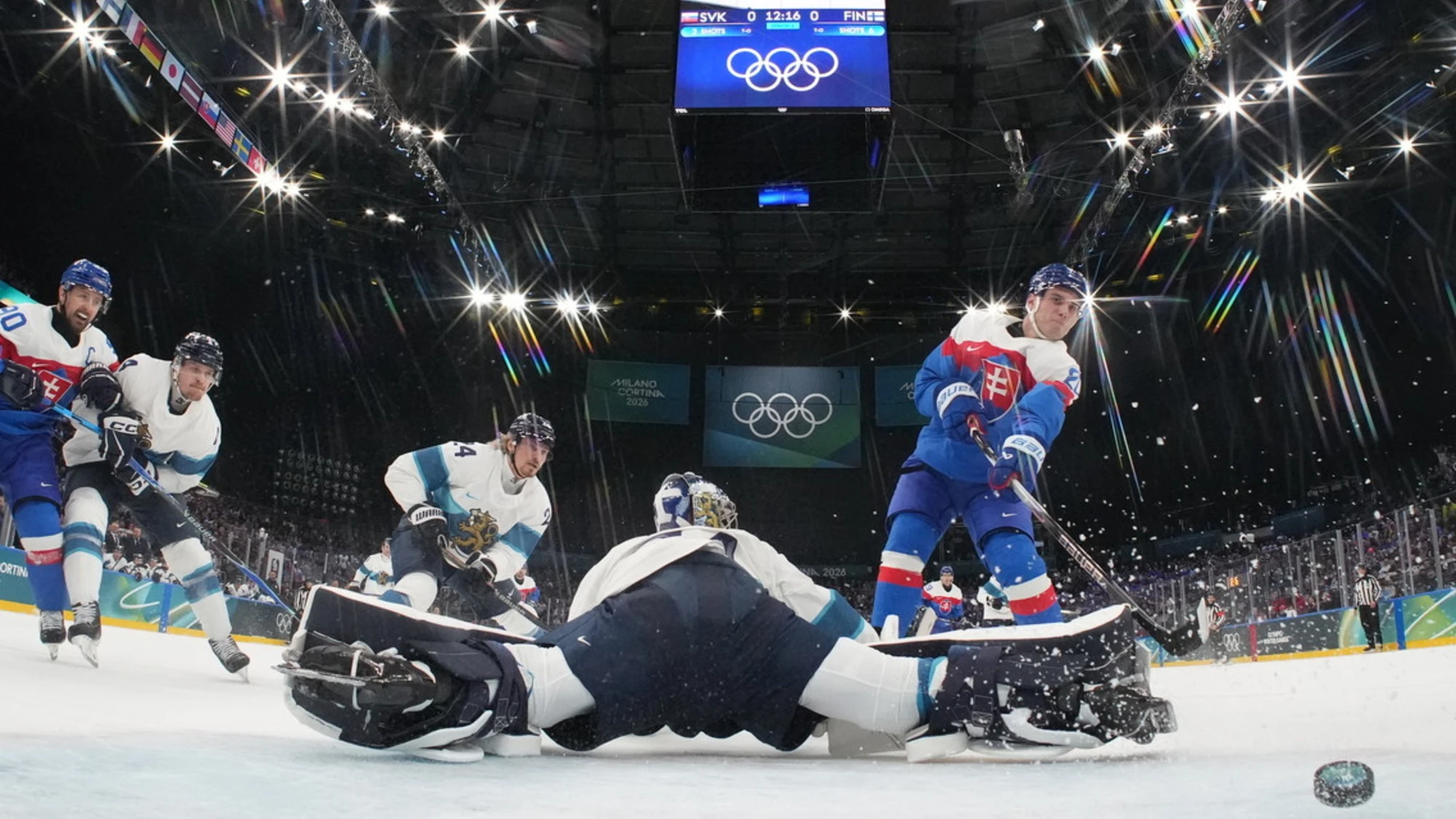 Milano-Cortina, latitante da 16 anni va a vedere l'hockey e viene arrestato