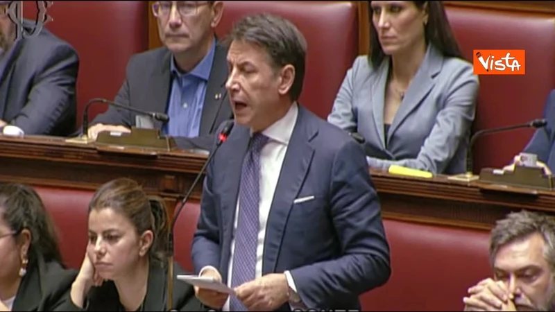 https://media.liberoquotidiano.it/BJri2krfmN3WzFJi1S_wmVPaem9gZ9c_UwnAQZozctQ/width:800/quality:90/aW1hZ2VzLzIwMjUvMTAvMDIvMTExMTM3MDEyLTMwYTQ3MDE5LWY3NTAtNDRmOC1iNjg0LTg5N2MzMzUwNjFiOC5qcGc.webp