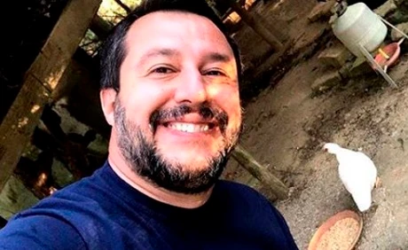 Matteo Salvini, un sondaggio pazzesco: le cifre sulla legittima difesa, dove vola il suo consenso