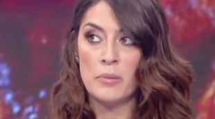 Isola dei Famosi, prima del via Elisa Isoardi bombarda la Rai: "Voglio cambiare", come funzionano le cose a Viale Mazzini