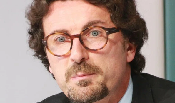Che tempo che fa, Danilo Toninelli ridicolizzato da Luciana Littizzetto: "Se lo lasci in una rotonda..."