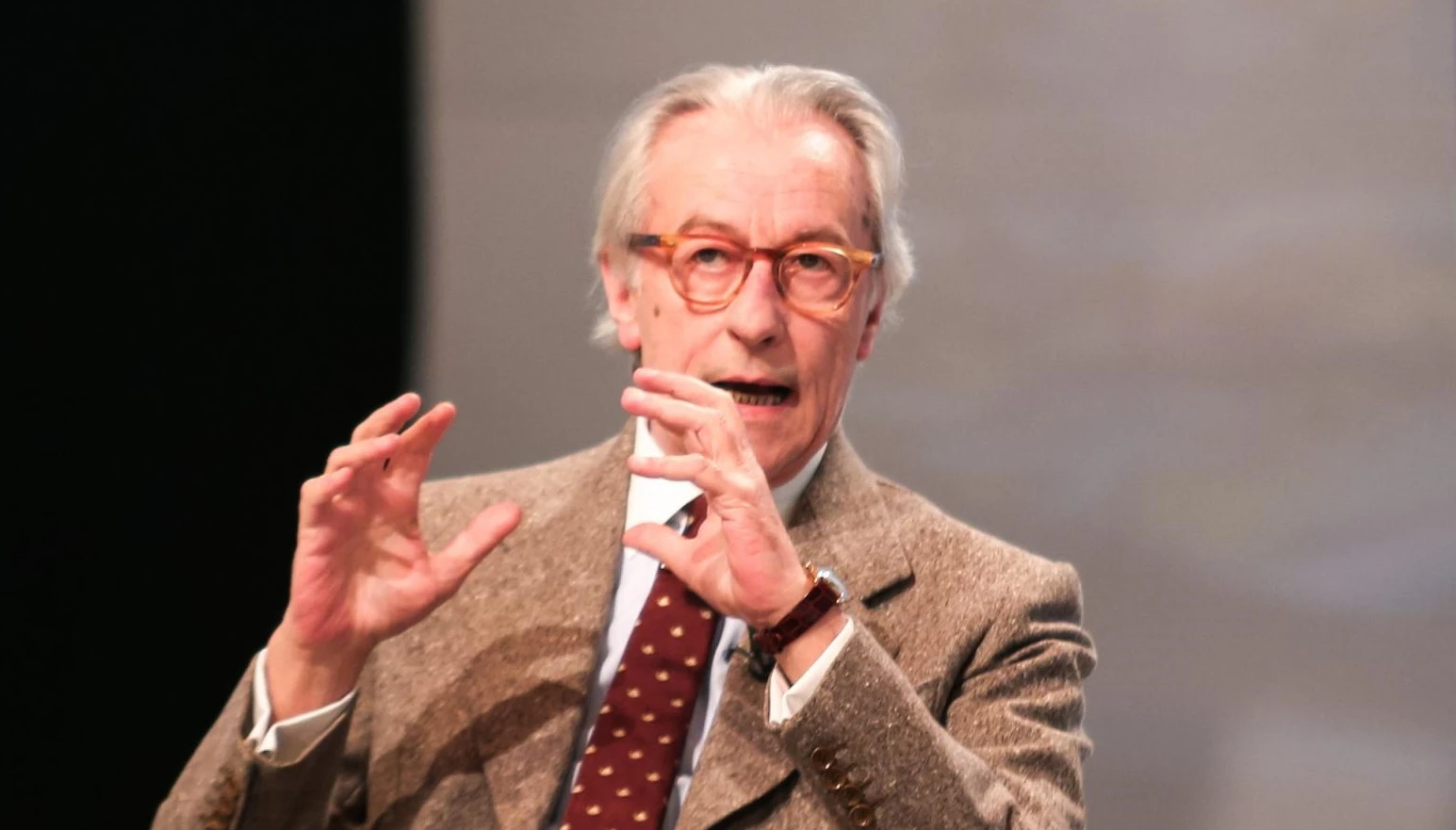 Vittorio Feltri: "Indagheranno Silvio Berlusconi fino a quando non creperà. E la sinistra gode"
