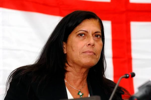 La rivincita di Rosi Mauro: "Prenderei Bobo a scopate"