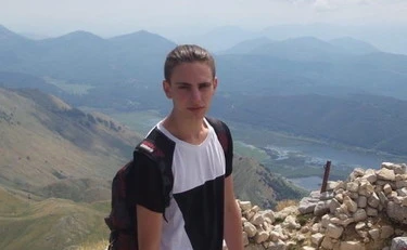 Gianpiero Panichella, la caduta dal balcone e i soldi spariti dal conto: mistero sullo chef molisano morto a Nizza