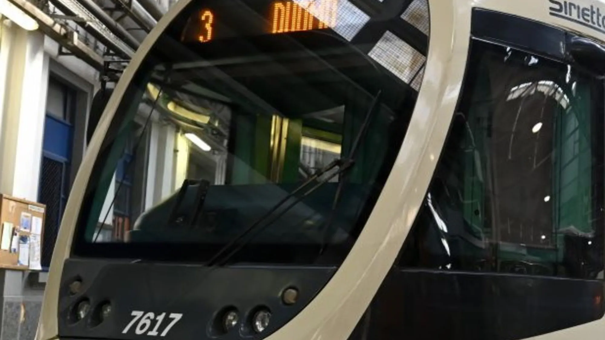617x399