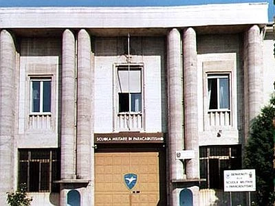 Pisa, veicolo militare coinvolto in incidente Morti due caporali Paracadutisti Folgore