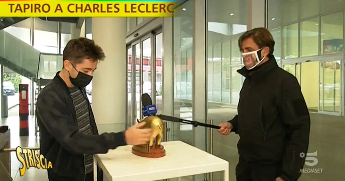 Striscia la Notizia, cannonata di Charles Leclerc a Lewis Hamilton: "Con lui non lo farei mai", un caso in Formula 1
