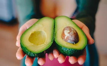 Avocado, vista e tessuti: gli effetti del frutto