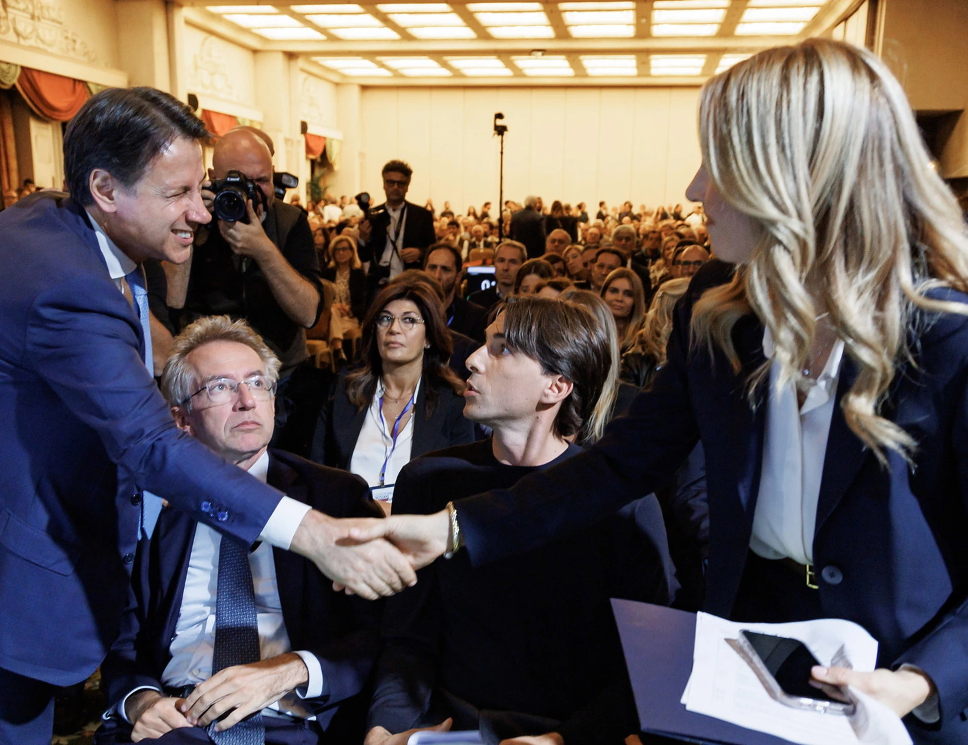Conte-Salis, il retroscena: un patto per fregare Elly Schlein