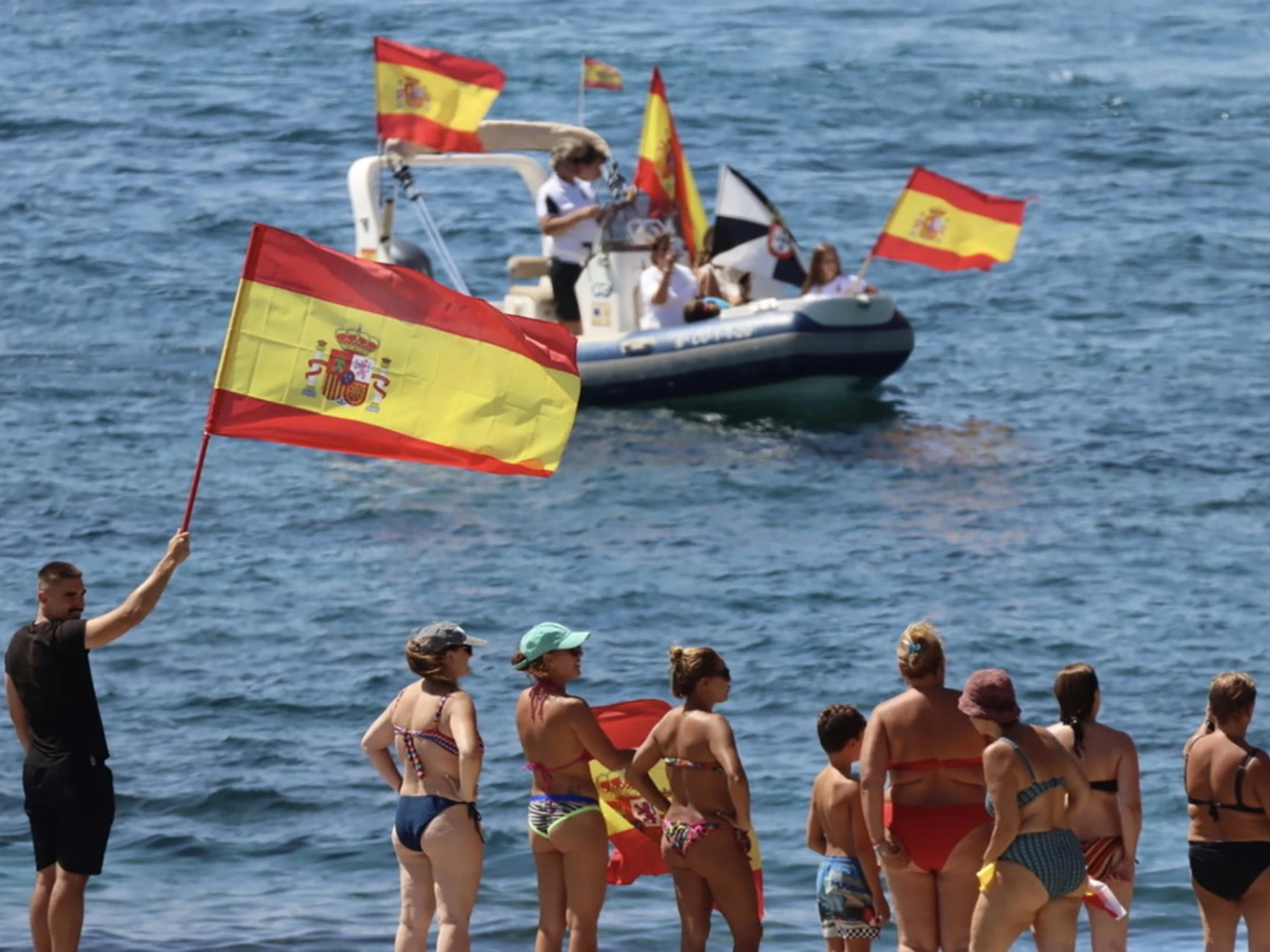 Ceuta, 17enne morto senza assistenza medica. Ma la sinistra elogia Sanchez