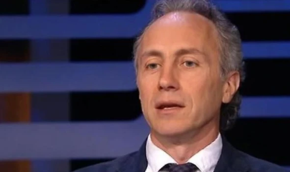Marco Travaglio insulta la Lega: "Abruzzo, voto comprato". Poi sfregia anche i grillini: "Disonorevoli"