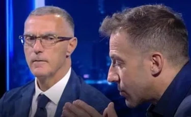 https://media.liberoquotidiano.it/BaM0-3hE0tDLqaBlCyY7eLPI8crXEO087vmytTF_OU4/width:800/quality:90/aW1hZ2VzLzIwMjUvMTAvMjcvMTMyMDQ3NzA2LTBjOWMwYTMzLWE3NzEtNDFlNi05ZTU3LTFiMzNkZTk4ZDUzNy5qcGc.webp