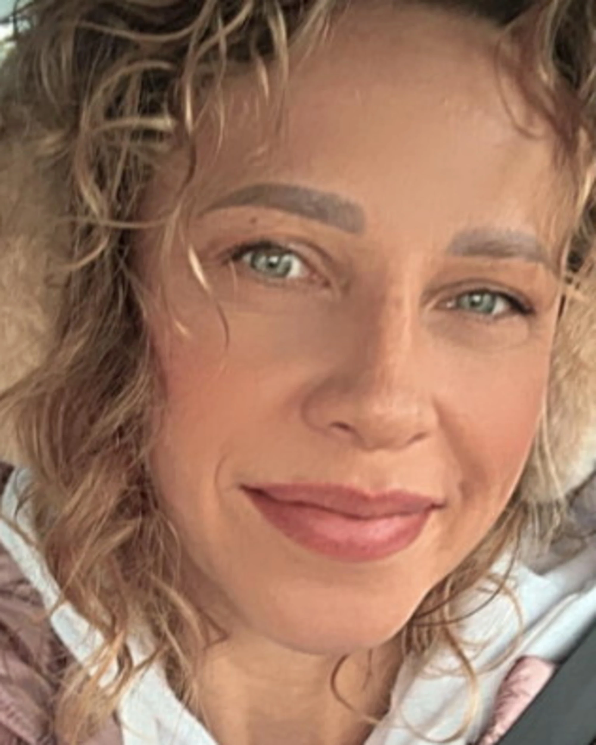 Ania Goledzinowska: "Posseduta da Satana dopo le cene ad Arcore"
