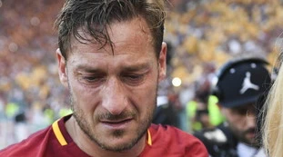 Vittorio Feltri, la fucilata: "Blasi e Totti? Se non si fossero messi le corna..."