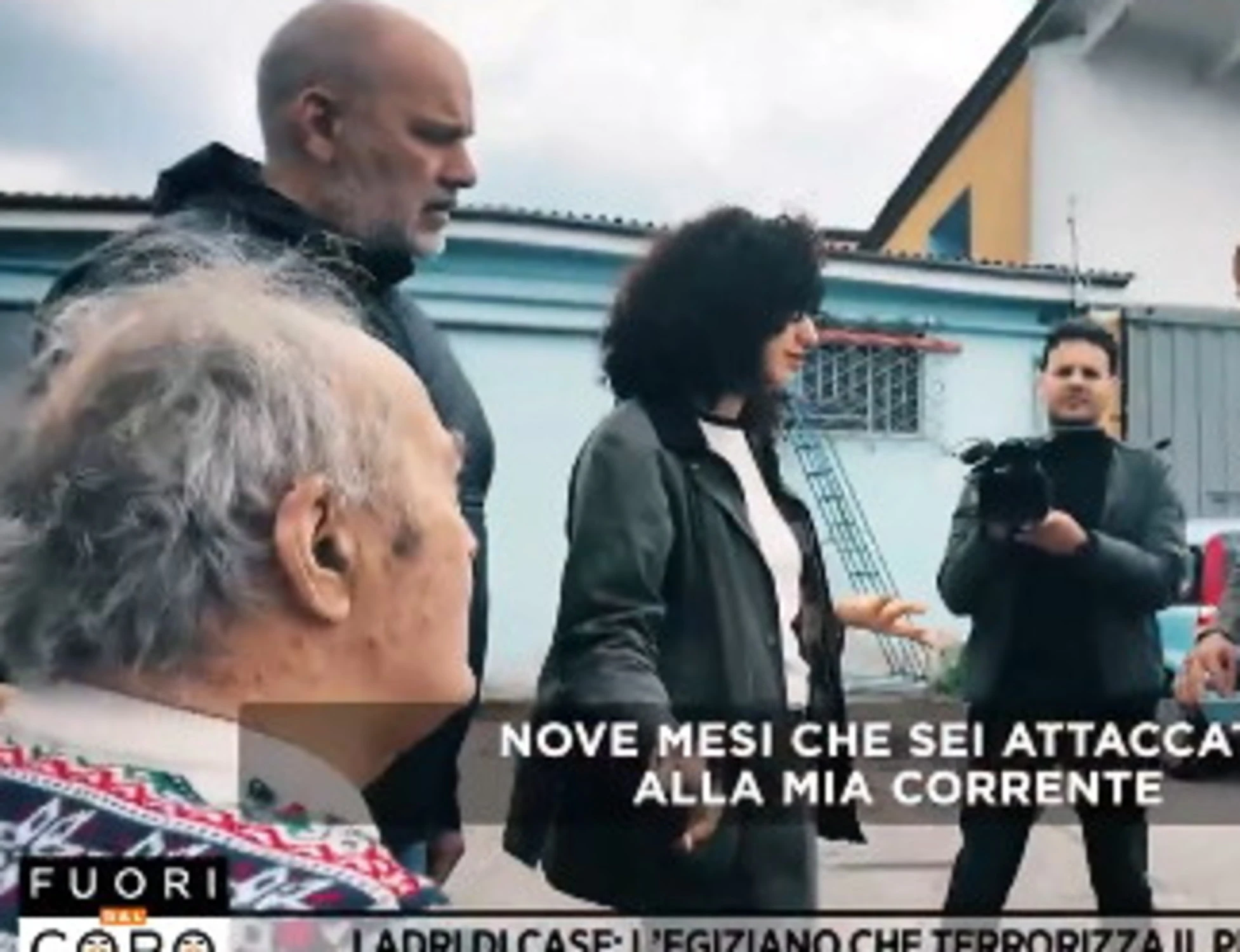 Fuori dal coro, l'89enne Benito minacciato e umiliato dagli immigrati abusivi: "Altri 5 anni..."