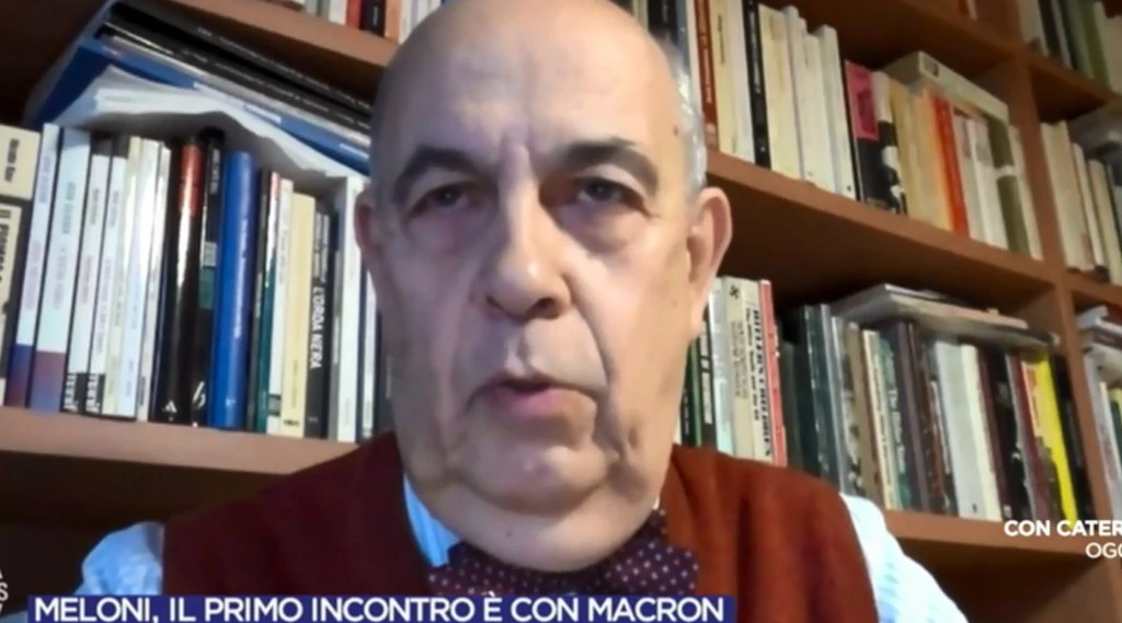 Meloni, pericolo francese. Il professor Tarchi: "Fuoco sotto la cenere"