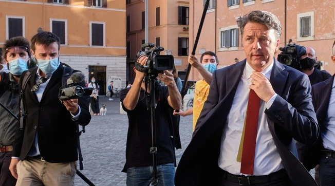 PiazzaPulita, sondaggio Index Research: balzo del M5s dopo la crisi aperta da Matteo Renzi