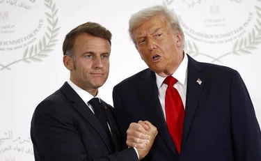 Iran, guerra nel golfo: la giornata. Macron sfida Trump: "L'operazione militare a Hormuz è irrealistica”