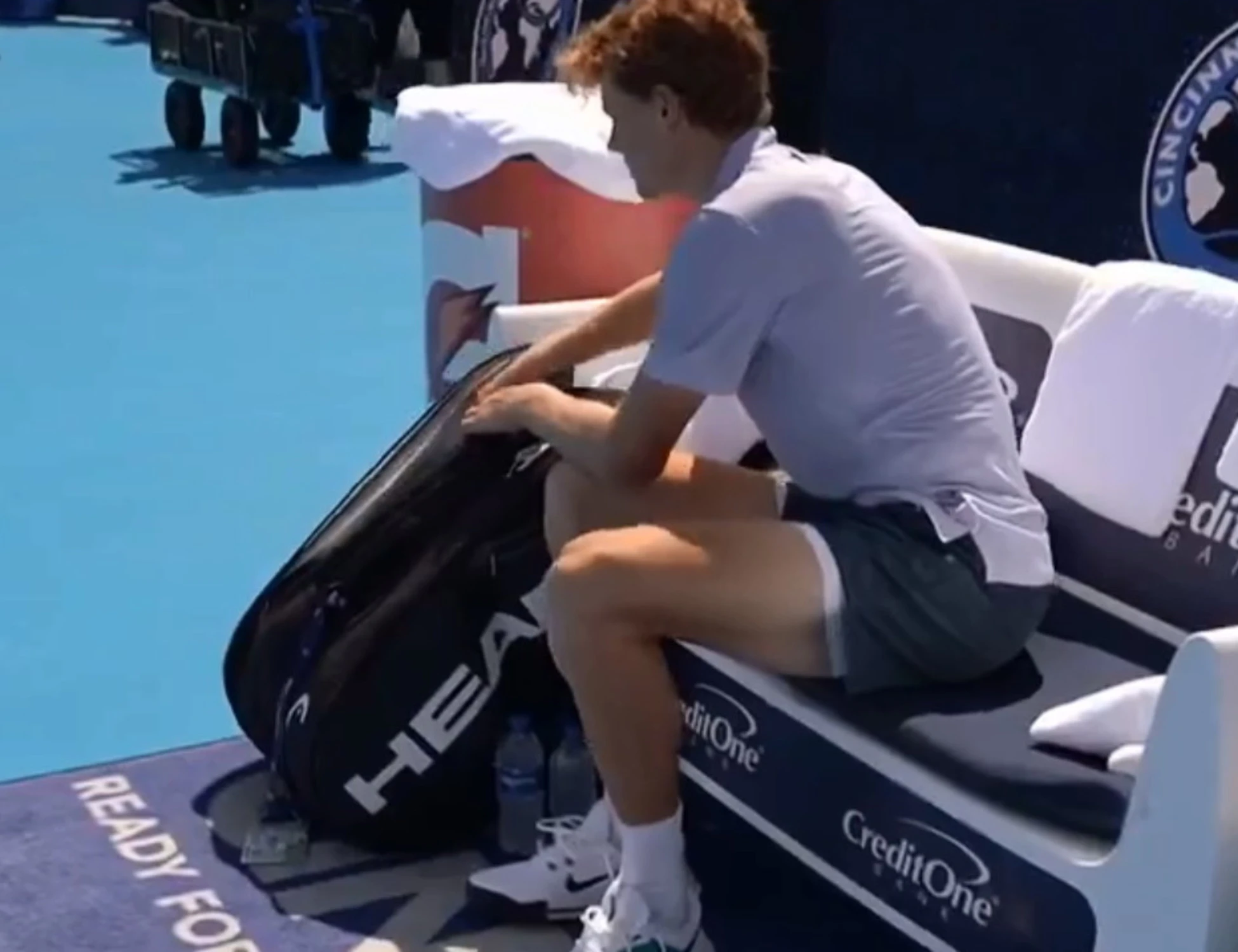 Sinner, il medico fisiatra: "Mix tra stress e caldo rischio concreto"