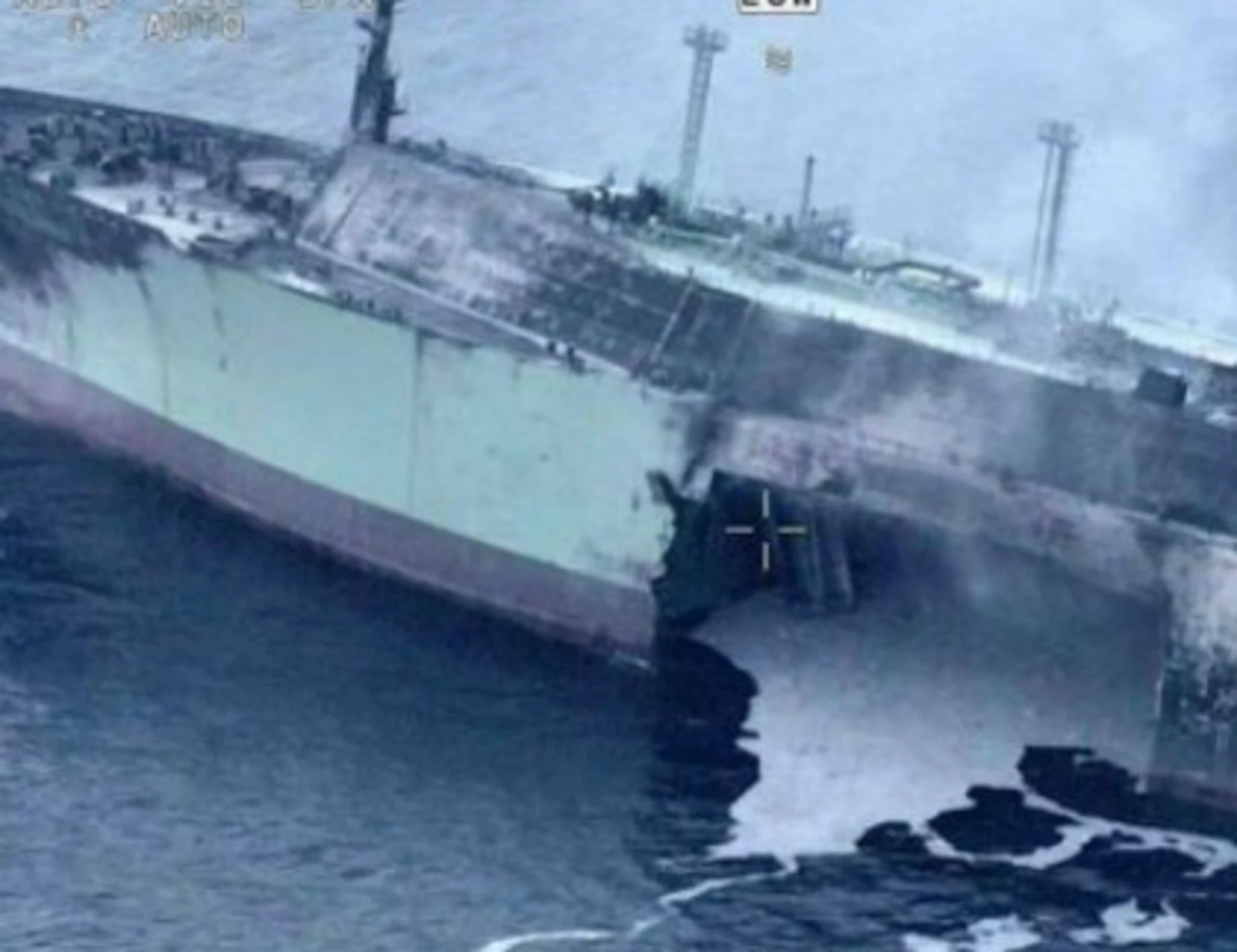 Nave russa distrutta, l'attacco alla Arctic Metagaz nel Mar Mediterraneo: tensione alle stelle