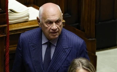 Separazione delle carriere, sì alla Camera: l'opposizione all'assalto dei banchi del governo