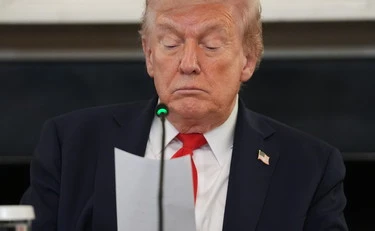 https://media.liberoquotidiano.it/BnZs9IZTf__2u7UGuXUYsitAqnJcJqacr2HGhYa2lqI/width:800/quality:90/aW1hZ2VzLzIwMjYvMDYvMTgvMDg1MjM1Mzk2LTllZTYwY2FiLTViMGYtNGYxMC1iZTgzLWU1YjQyOWQ1YzUxZC5qcGc.webp
