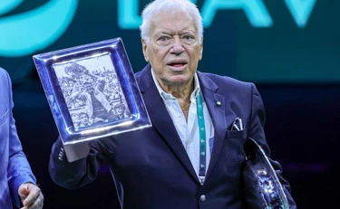 Nicola Pietrangeli, insieme a cosa verrà seppellito