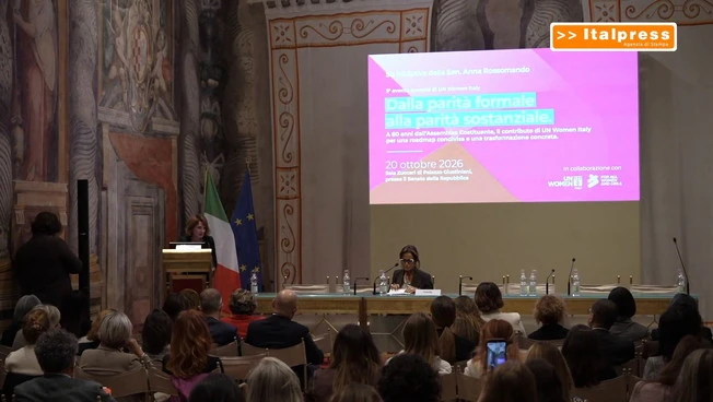 Donne italiane più istruite degli uomini ma ancora penalizzate nel lavoro