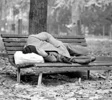 Roma, clochard trovato morto