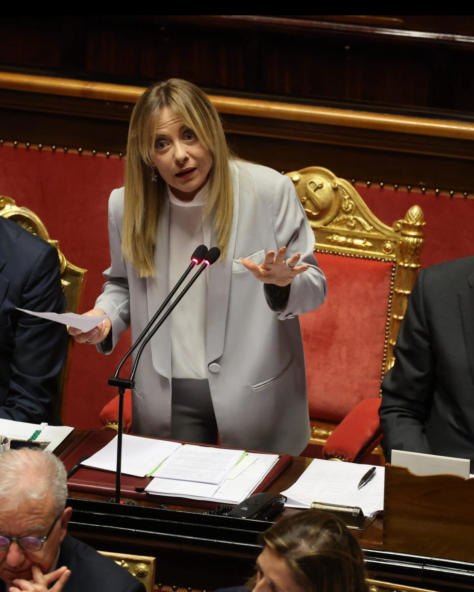 Il quadro a tre scene che va da Pechino fino a Londra e Roma