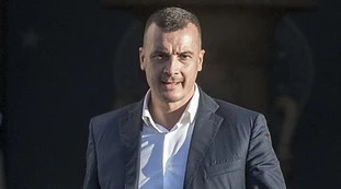 Rocco Casalino avvistato al commissariato di Polizia. Indiscreto: "Ha ricevuto minacce di morte"