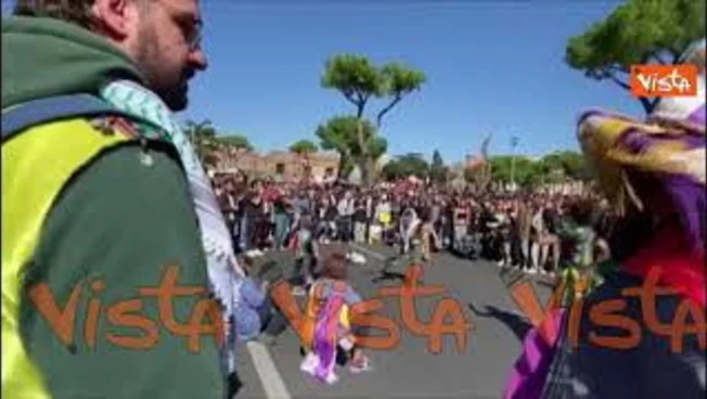 https://media.liberoquotidiano.it/BwCEwcwxF38wibANSUwTJI2AAomz0LAigjXAMcLhHyY/width:800/quality:90/aW1hZ2VzLzIwMjUvMTAvMDMvMTU0ODEzMjY2LTA2YmIzNjgwLTMzYTktNGRmMy04N2NlLTQ1YjEzNTc4N2JjMS5qcGc.webp