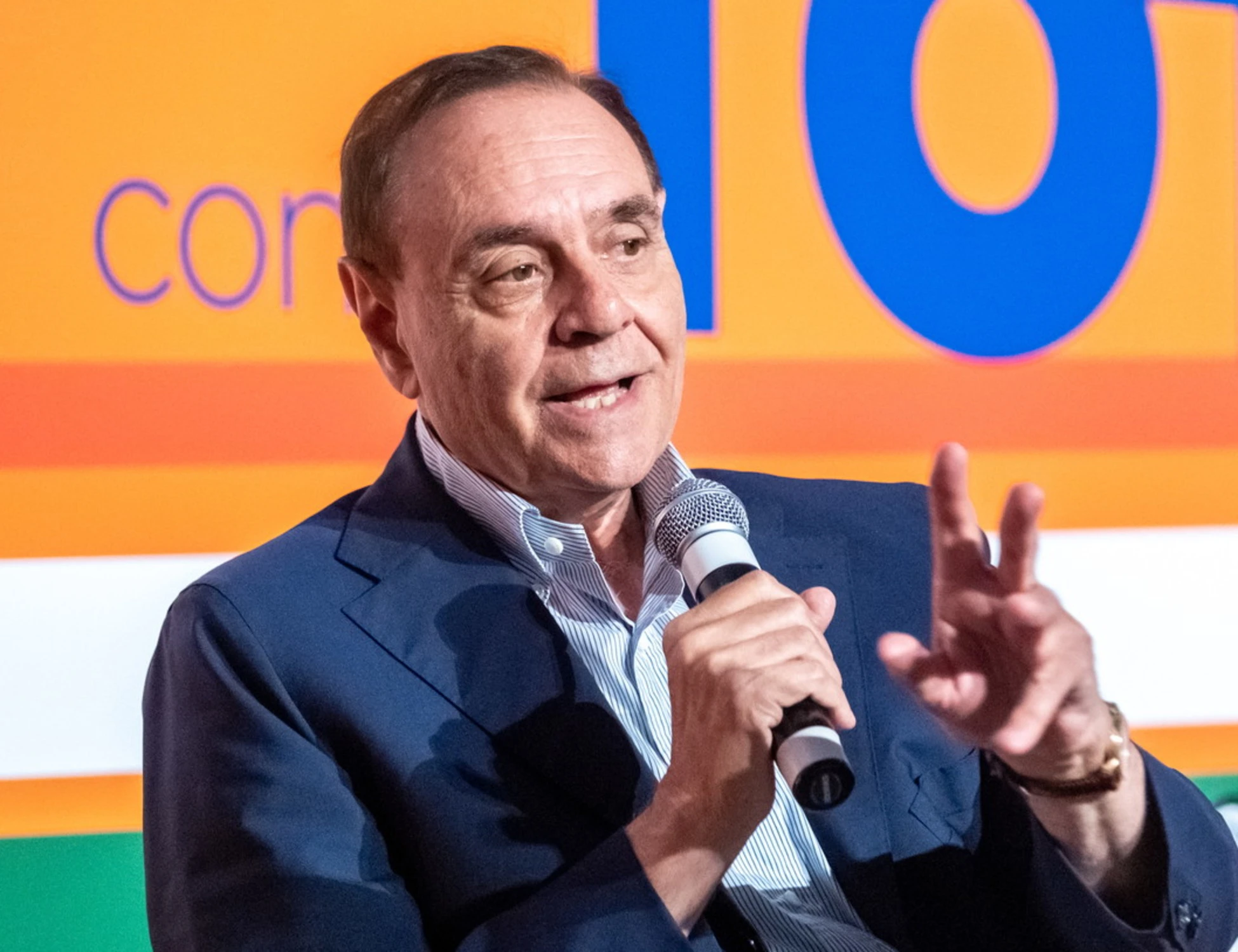 Marche, Clemente Mastella archivia il Pd: "Come l'asino che muore di fame"