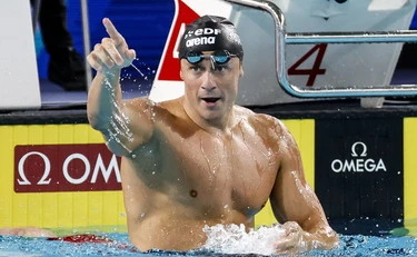 Europei nuoto, doppietta azzurra nei 50 rana: Martinenghi oro e Cerasuolo argento
