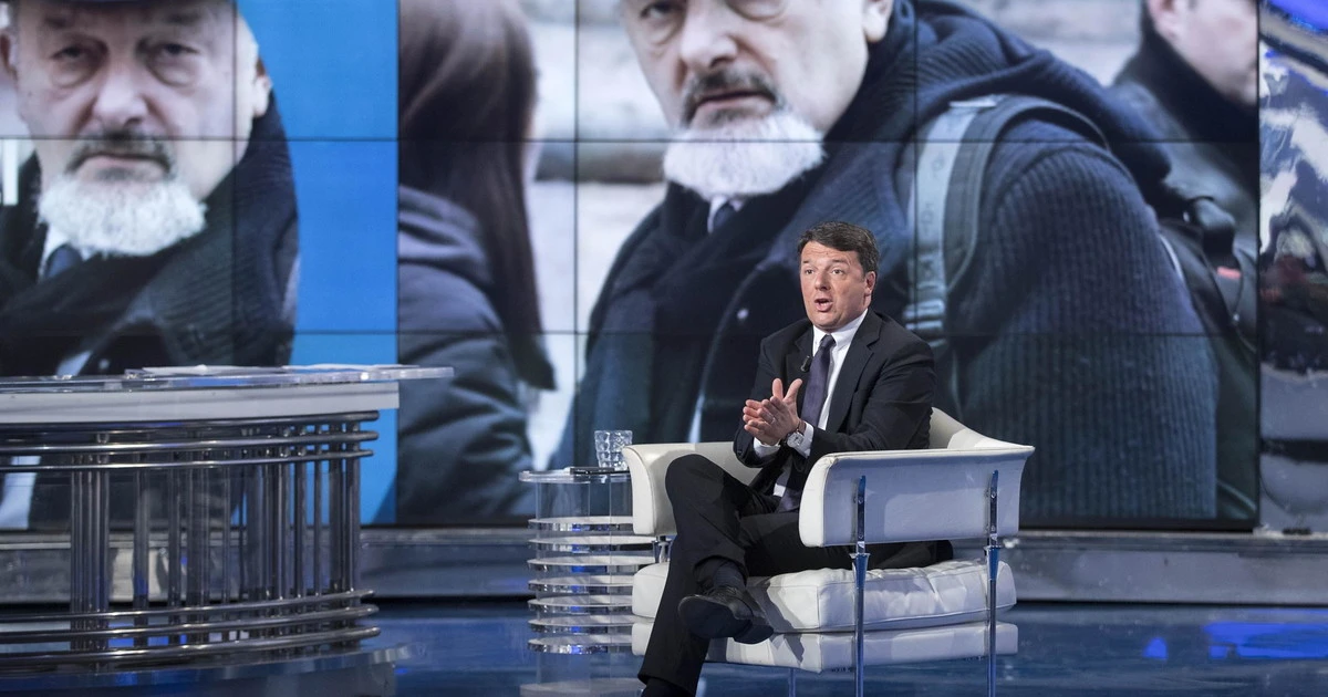 Tiziano Renzi a processo, le toghe hanno perso il fascicolo. Imbarazzo in aula