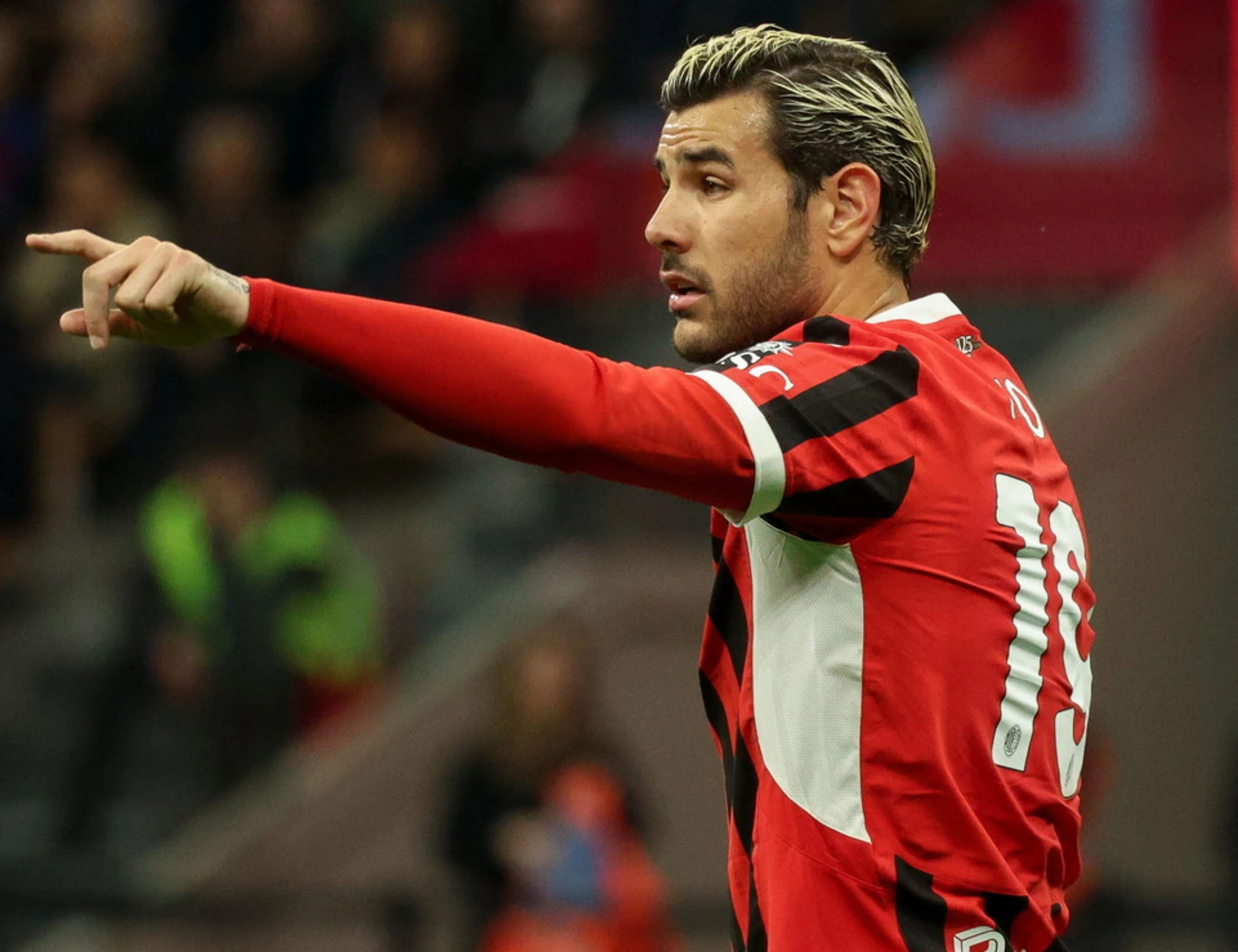 Milan, il siluro di Theo Hernandez alla dirigenza: che maglia si mette