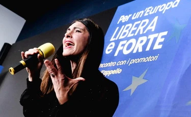 Pina Picierno spara su Conte per affondare Schlein: "Sta con Orban"