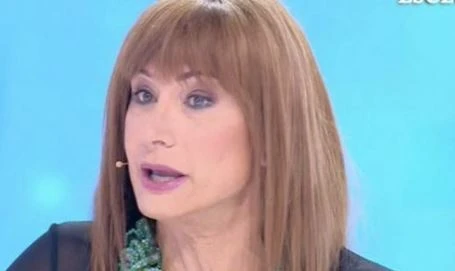 Domenica Live, Vittorio Feltri: "Luxuria frigna perché ha litigato con Sgarbi e me, ma dove è l’offesa?"