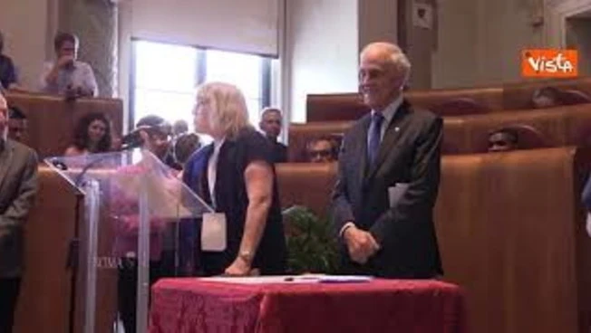 Premi Nobel firmano dichiarazione pace in Campidoglio. Tra gli altri, David Gross e Muhammad Yunus