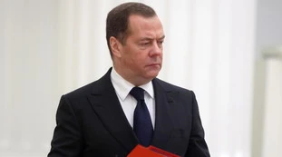 Russia, Medvedev: "Più vicini all'apocalisse nucleare"