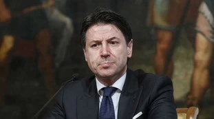 Giuseppe Conte col M5s: "Benetton, una presa in giro. Al CdM presenterò la revoca"