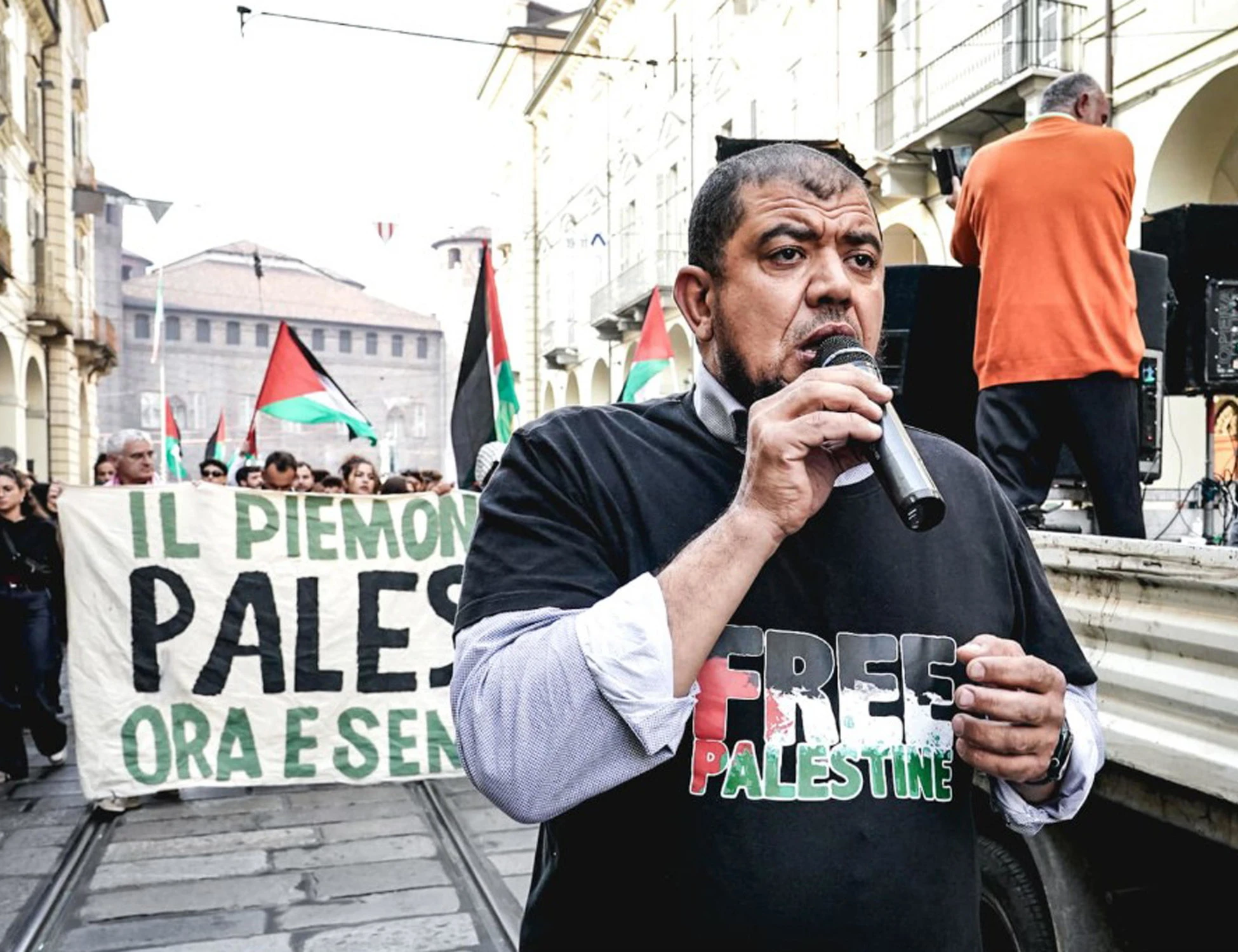 Imam di Torino, la Lega sfida le toghe: "La prossima mossa. E una stretta sulle moschee"