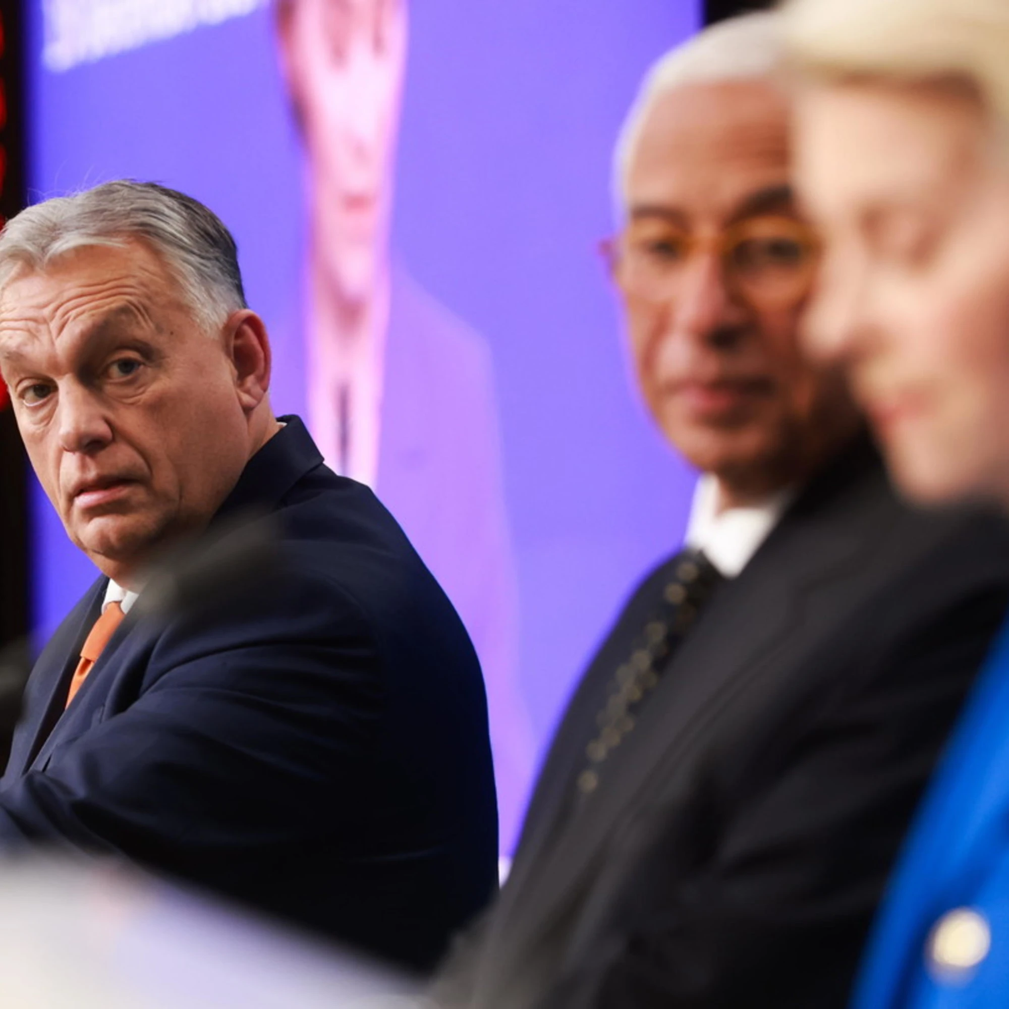 Svarione di Ursula: riscrive la storia dell’Ungheria e paragona il ’56 al voto di oggi