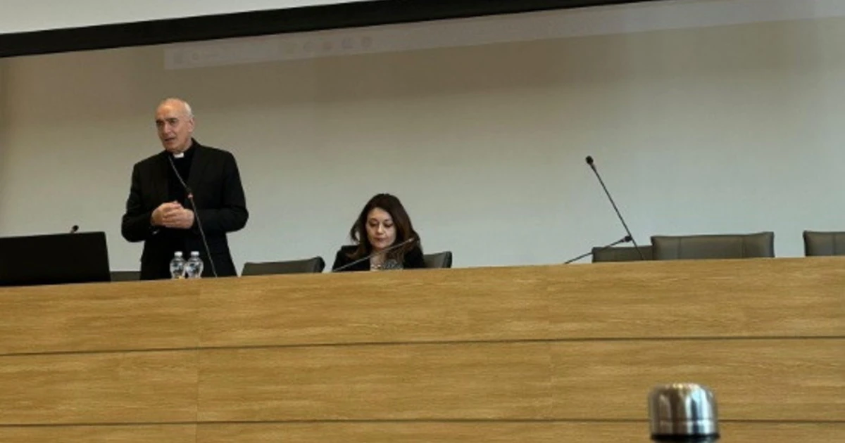 La “Pop-Theology” del vescovo Antonio Staglianò arriva a La Sapienza di Roma per parlare ai giovani di amore e giustizia