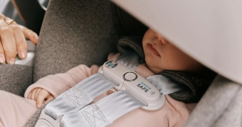 Viaggiare con un neonato (o due): la vera avventura inizia prima delle vacanze