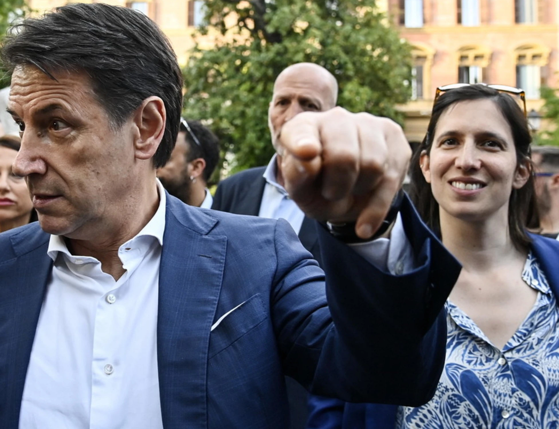 La sinistra ha perso il senso del ridicolo