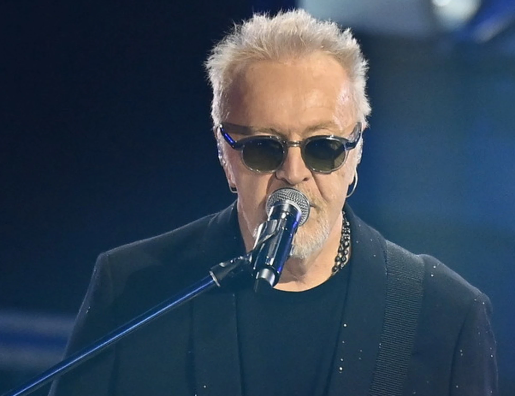 Umberto Tozzi, cala il sipario (ma prima 12 concerti)